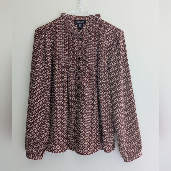 FREE IN BUNDLE! Rachel Zoe | Geometric Long Sleeve Blouse - Picture 1 of 4